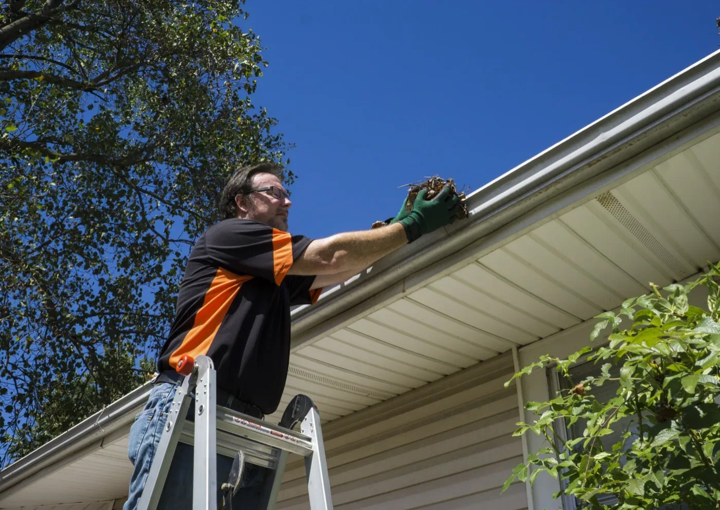 Gutter Cleaning services in Southlake Texas
